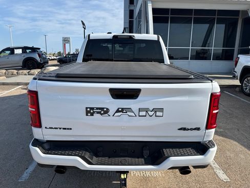 Used 2025 RAM 1500 Limited AWD/4WD image 10