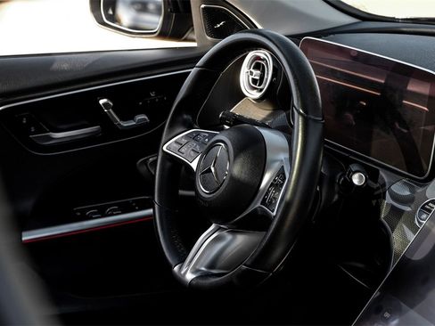 Used 2022 Mercedes-Benz C 300 Sedan w/ Exclusive Trim Package image 14