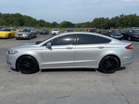 Used 2014 Ford Fusion SE w/ Equipment Group 202A FWD image 1