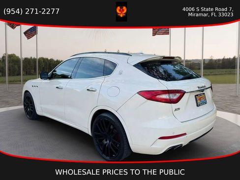 Used 2017 Maserati Levante S image 4