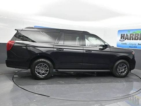 Used 2025 Ford Expedition Max Active AWD/4WD image 6