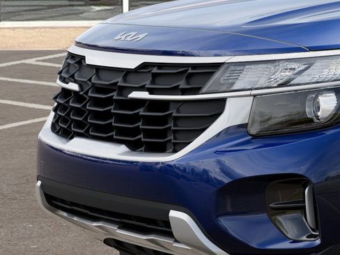 New 2026 Kia Seltos LX image 12