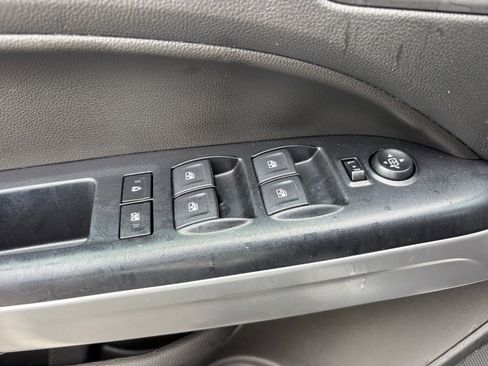 Used 2021 Chevrolet Colorado LT w/ LT Convenience Package RWD image 13