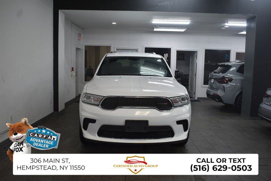Used 2023 Dodge Durango SXT RWD image 2