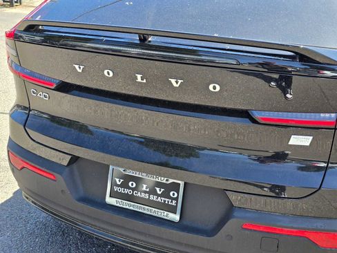 Used 2023 Volvo C40 P8 Recharge Plus AWD/4WD image 15