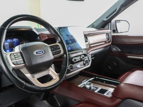 Used 2022 Ford Expedition Max Limited RWD image 24