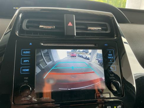 Used 2018 Toyota Prius Prime Plus FWD image 23