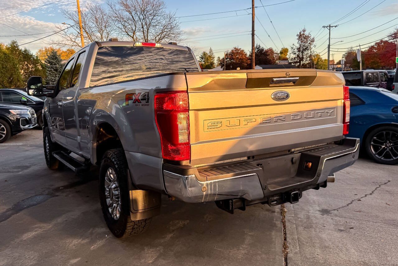Used 2020 Ford F350 XLT w/ XLT Premium Package AWD/4WD image 5