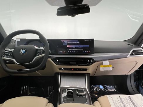 Used 2026 BMW 430i Coupe w/ Parking Assistance Package RWD image 10