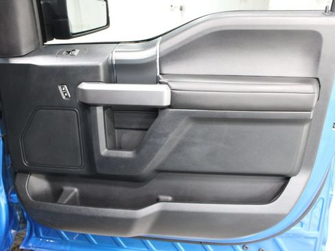 Used 2019 Ford F150 XLT w/ Equipment Group 302A Luxury AWD/4WD image 33