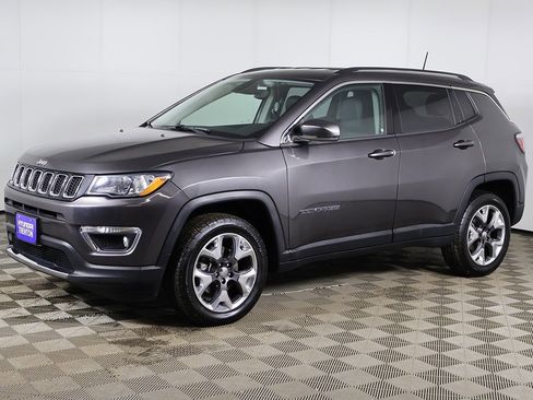 Used 2019 Jeep Compass Limited w/ Safety & Security Group image 6