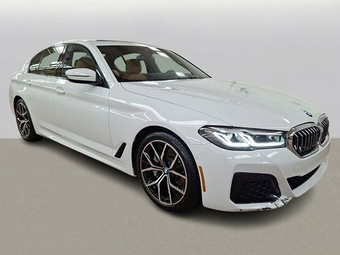 Certified 2023 BMW 530i xDrive w/ M Sport Package image 3