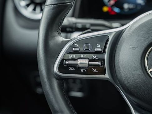 Certified 2023 Mercedes-Benz GLB 250 4MATIC image 27