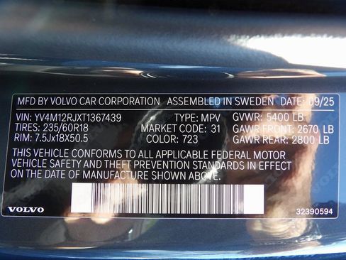 New 2026 Volvo XC60 B5 Core w/ Climate Package image 30