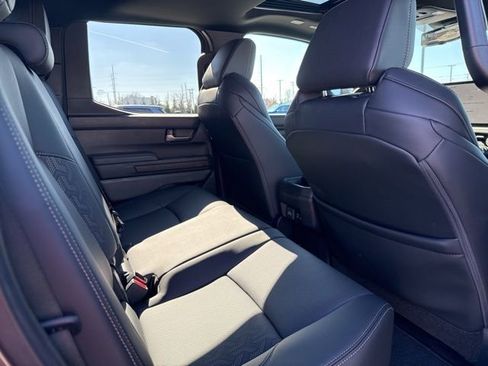 Used 2025 Toyota Tacoma Limited image 37