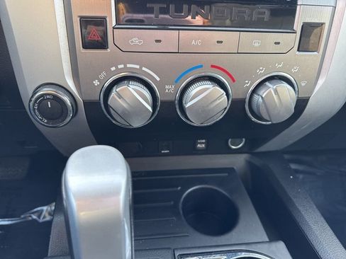 Used 2014 Toyota Tundra SR5 AWD/4WD image 23