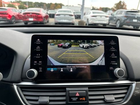 Used 2022 Honda Accord Sport image 13