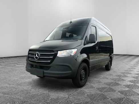 Used 2024 Mercedes-Benz Sprinter 2500 image 1