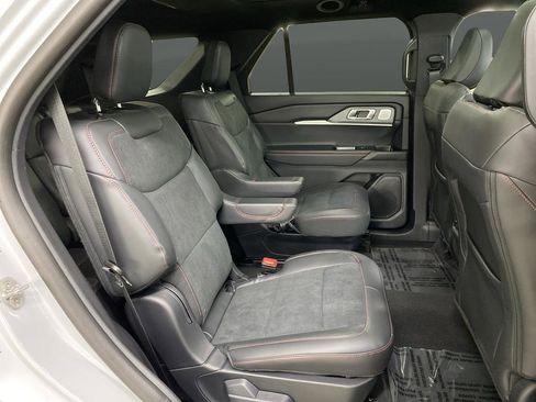 New 2026 Ford Explorer ST image 41