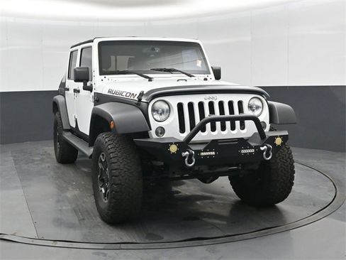 Used 2015 Jeep Wrangler Unlimited Rubicon image 10