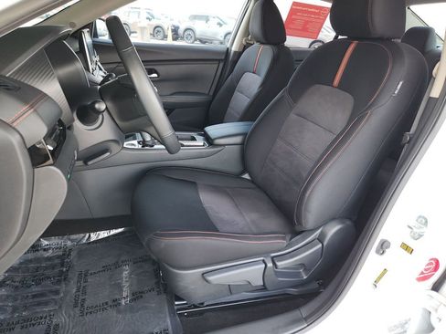 Certified 2024 Nissan Sentra SR image 12