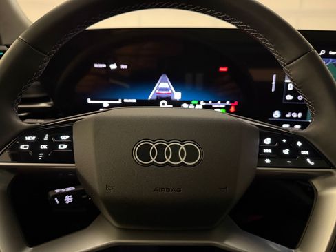 Certified 2025 Audi Q5 Premium w/ Premium Plus AWD/4WD image 11