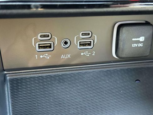 Used 2024 Jeep Grand Cherokee Laredo X w/ Luxury Tech Group I AWD/4WD image 30