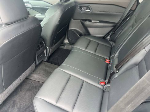 Certified 2023 Nissan Rogue SV w/ SV Premium Package image 14