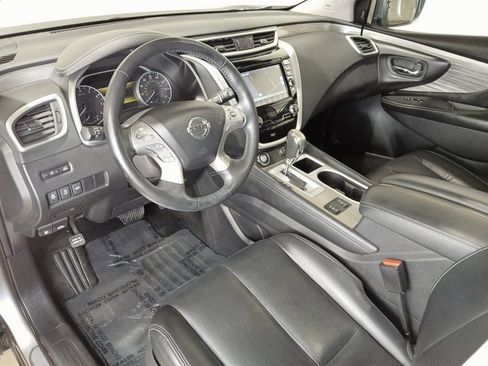 Used 2018 Nissan Murano Platinum image 17