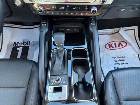 Certified 2024 Kia Telluride S w/ S Sunroof Package image 15