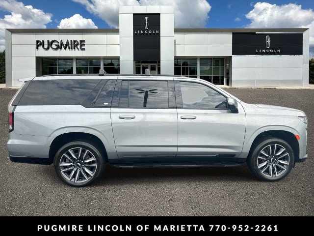 Used 2023 Cadillac Escalade ESV Sport w/ Touring Package AWD/4WD image 8