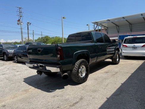 Used 2005 Chevrolet Silverado 2500 LT w/ Heavy-Duty Power Package image 5