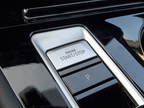 New 2026 Volkswagen Atlas Cross Sport SE FWD image 37