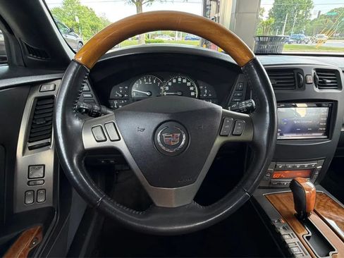 Used 2004 Cadillac XLR RWD image 25