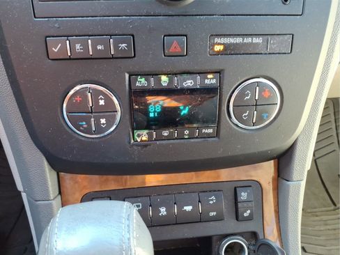 Used 2010 Buick Enclave CXL w/ Trailering Provision Package image 24