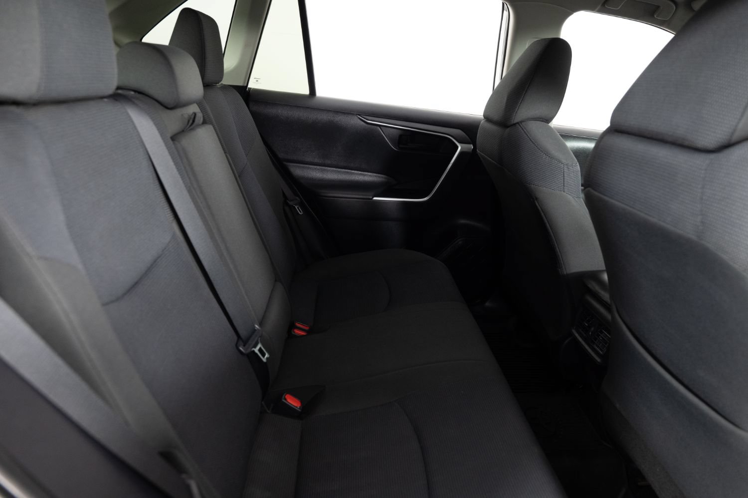 Used 2020 Toyota RAV4 LE w/ All Weather Liner Package AWD/4WD image 21