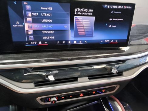 Used 2026 BMW X6 xDrive40i AWD/4WD image 21