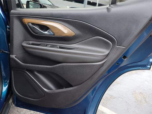 Used 2021 GMC Terrain SLE image 30