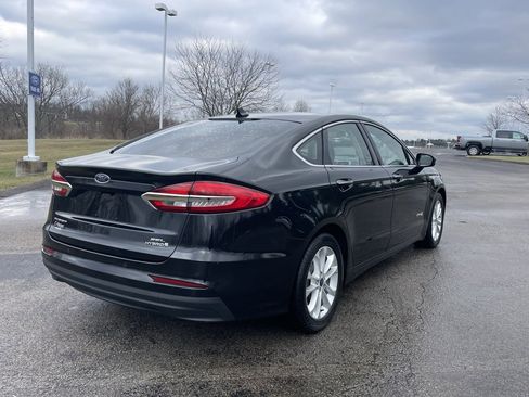 Used 2019 Ford Fusion SEL image 3
