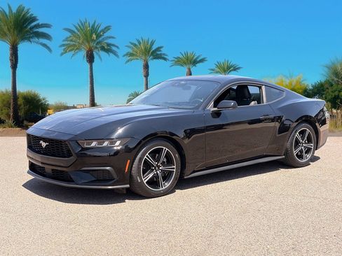 Certified 2024 Ford Mustang Coupe RWD image 31