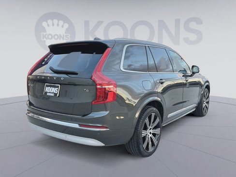 Certified 2022 Volvo XC90 T6 Inscription w/ Climate Package image 7
