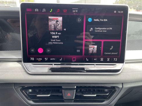 New 2026 Volkswagen Tiguan SE R-Line FWD image 19