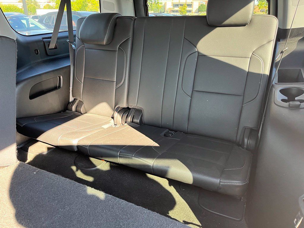 Used 2018 GMC Yukon XL SLT w/ Premium Edition AWD/4WD image 14