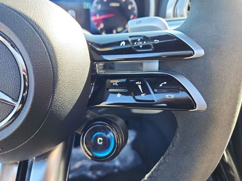 Used 2022 Mercedes-Benz SL 55 AMG 4MATIC image 27