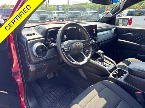 Used 2024 Chevrolet Colorado LT w/ LT Convenience Package II AWD/4WD image 9