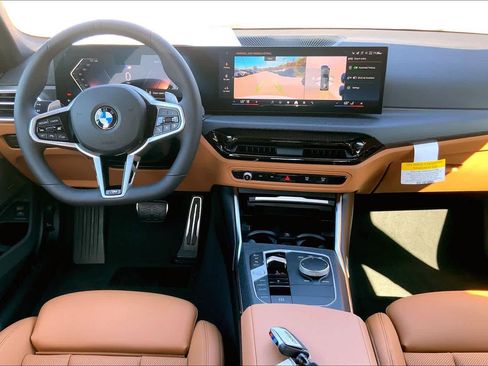 Used 2026 BMW 330i xDrive Sedan w/ M Sport Package AWD/4WD image 5