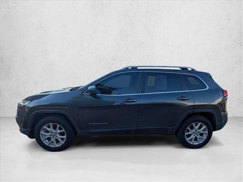 Used 2015 Jeep Cherokee Latitude w/ Comfort/Convenience Group AWD/4WD image 8
