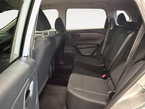 Used 2024 Nissan Rogue S FWD image 23