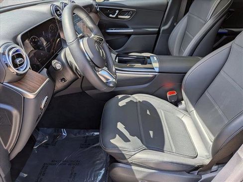 Used 2025 Mercedes-Benz GLC 300 GLC 300 image 17