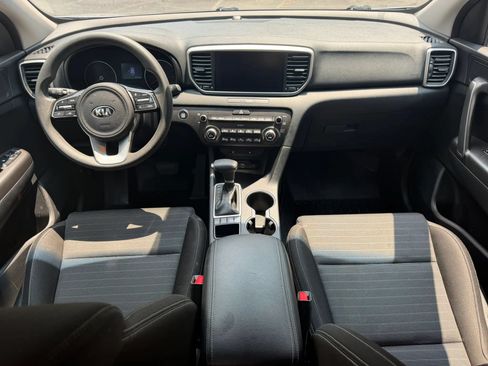 Used 2022 Kia Sportage LX w/ LX AWD Value Edition Package image 12